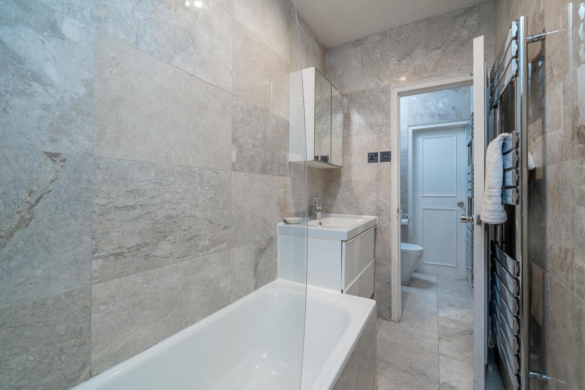 Modern & Elegant Chelsea Apartment, Prime Location, Near Harrods, Knightsbridge & Imperial College Appartamento Londra