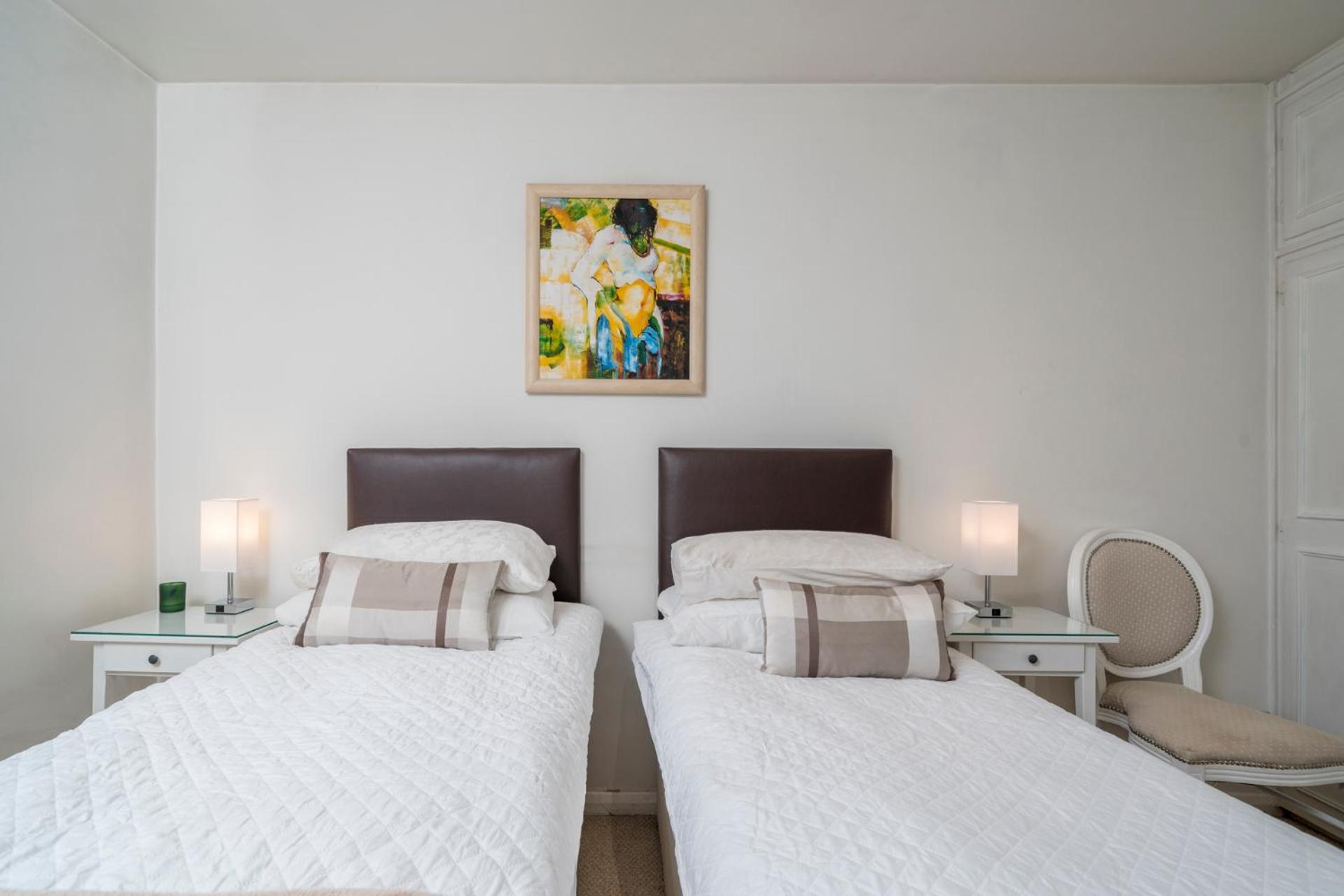 Modern & Elegant Chelsea Apartment, Prime Location, Near Harrods, Knightsbridge & Imperial College * Londra